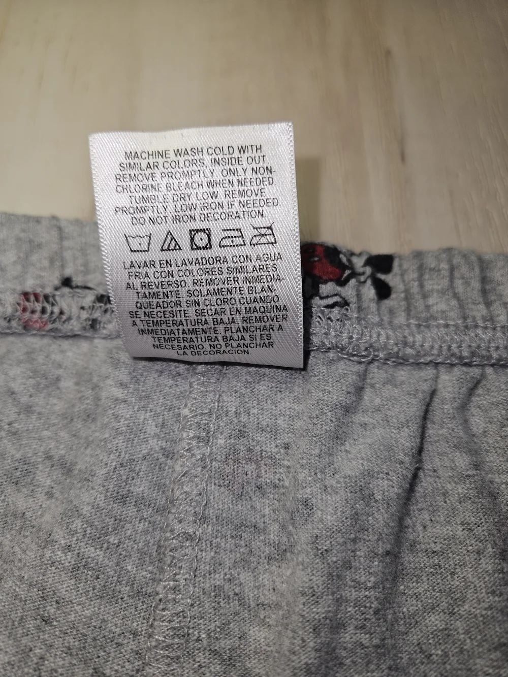 Disney Mickey Mouse Gray Lounge Pajama Shorts Womens M 7-9 Soft Knit Sleepwear